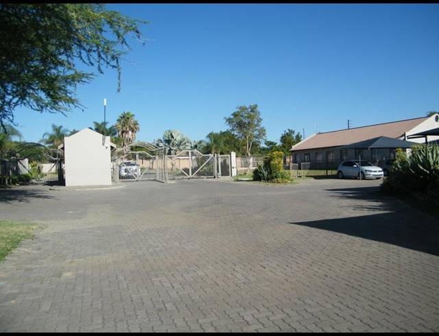 2 BEDROOM TOWNHOUSE FOR SALE IN HEATHERDALE AH